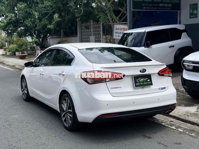 Kia Cerato 1.6 AT 2017 Trắng Tự động 83.000 Km.