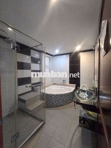 giá 38tr 100m2 cộng hoà tân bình