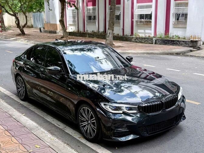 BMW 330i Đen Nhập khẩu 32.734 km