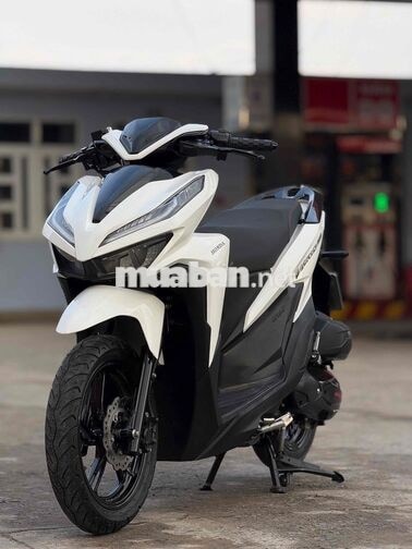 Honda Vario 150 Thể thao Trắng Xăng