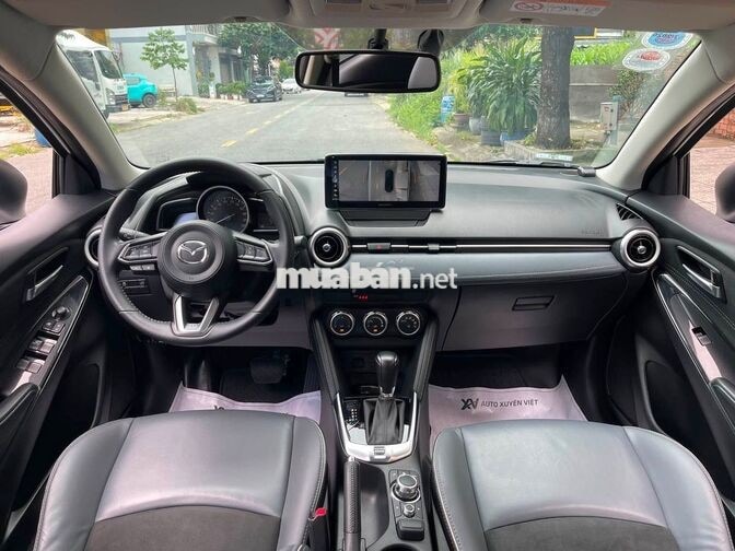 Mazda 2 Sport Luxury 2023 Trắng Tự động 46.000 km
