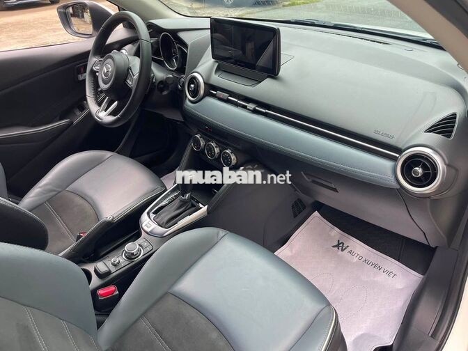 Mazda 2 Sport Luxury 2023 Trắng Tự động 46.000 km