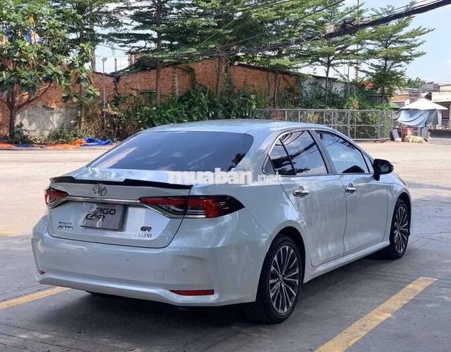 Toyota Altis 2025