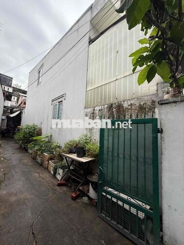 Nhà Gác Đúc 2 Phòng Ngủ Nội Thất Chính Chủ