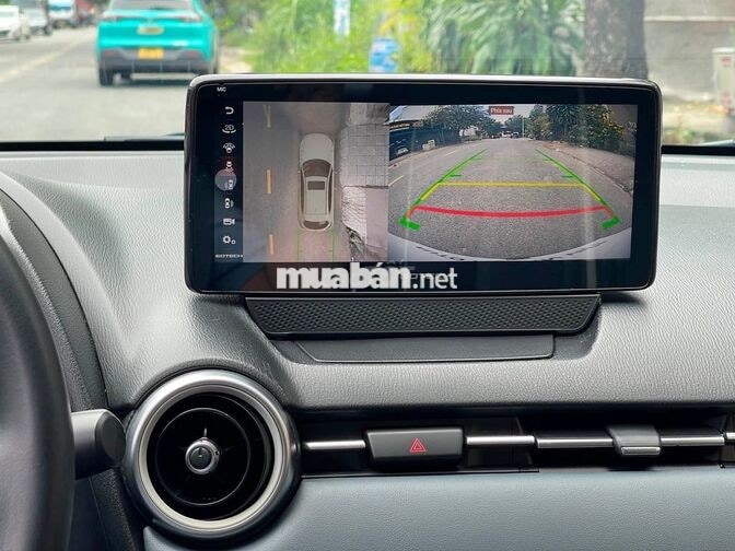 Mazda 2 Sport Luxury 2023 Trắng Tự động 46.000 km