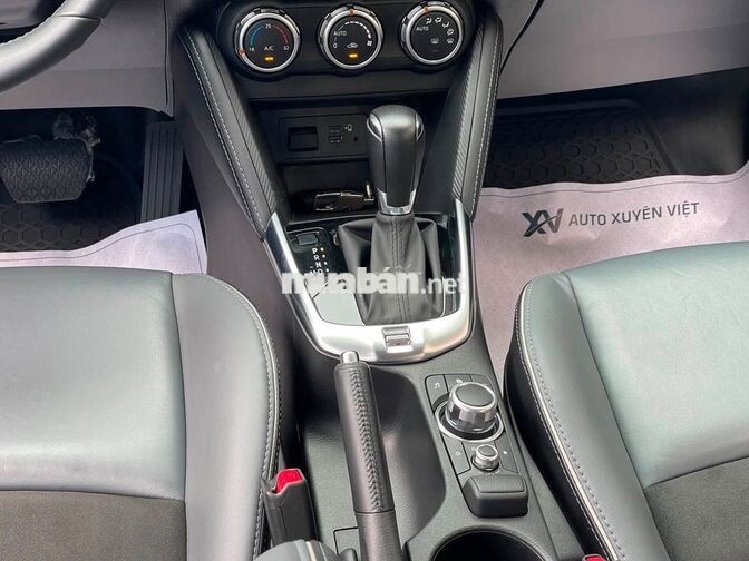 Mazda 2 Sport Luxury 2023 Trắng Tự động 46.000 km