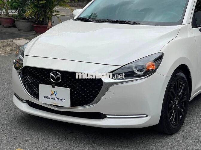 Mazda 2 Sport Luxury 2023 Trắng Tự động 46.000 km