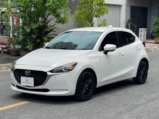 Mazda 2 Sport Luxury 2023 Trắng Tự động 46.000 km