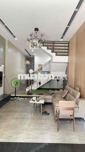 📍Cho thuê nhà mặt tiền 3 tầng đường Thanh Thuỷ ngang 4,5