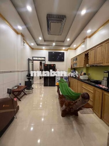 định cư bán nhanh 80m2 , full nội thất , nhà chính chủ