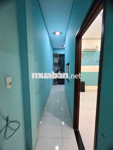 CHO THUÊ NHÀ TRỆT LẦU SÂN XE HƠI FULL NỘI THẤT GẦN VINCOM 550 DĨ AN