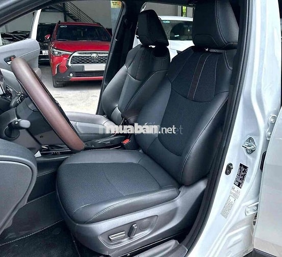Toyota Corolla Cross 1.8V 2025 Trắng 1.500KM