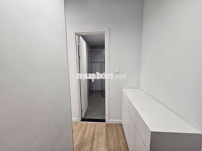 9 TRIỆU/THÁNG – 2 NGƯỜI Ở RIÊNG 1 CĂN HỘ DỊCH VỤ BCONS CITY HOTEL