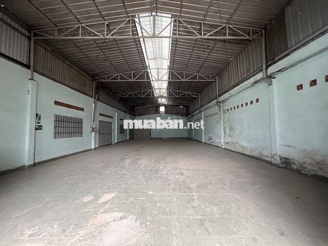 CHO THUÊ XƯỞNG 300M TÂN ĐÔNG HIỆP DĨ AN GẦN TRUNG TÂM Y TẾ DĨ AN