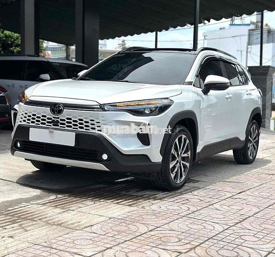 Toyota Corolla Cross 1.8V 2025 Trắng 1.500KM