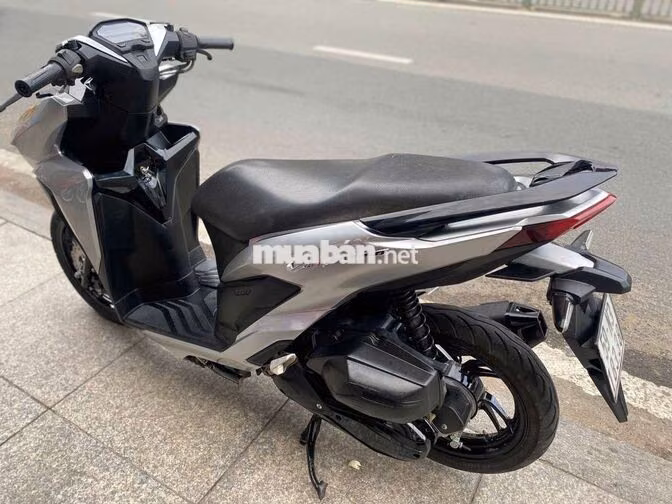 Honda Vario 150 2020 Bạc 90%