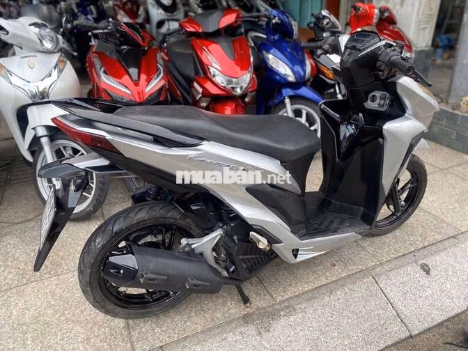 Honda Vario 150 2020 Bạc 90%