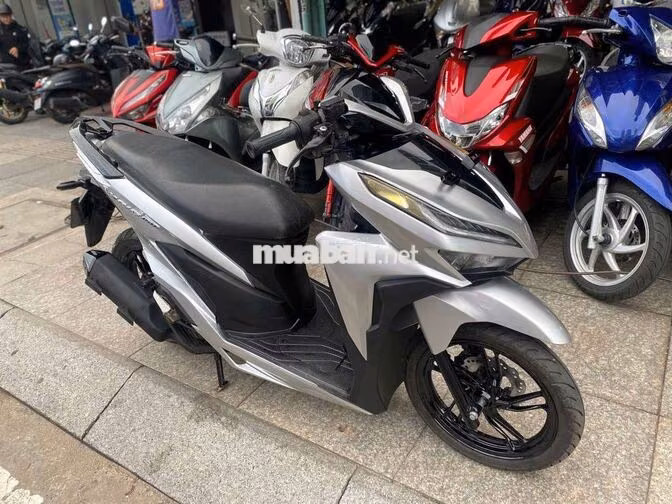 Honda Vario 150 2020 Bạc 90%