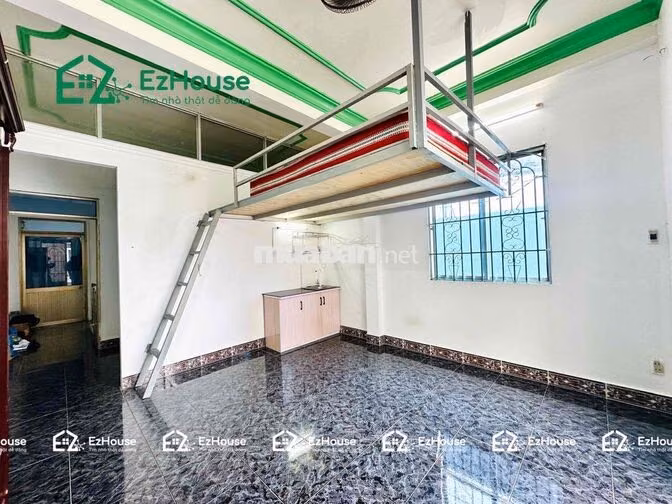Gác , Ban Công, ở 3-4 bạn đh Mở - Văn Hiến, Công viên Phú Lâm
