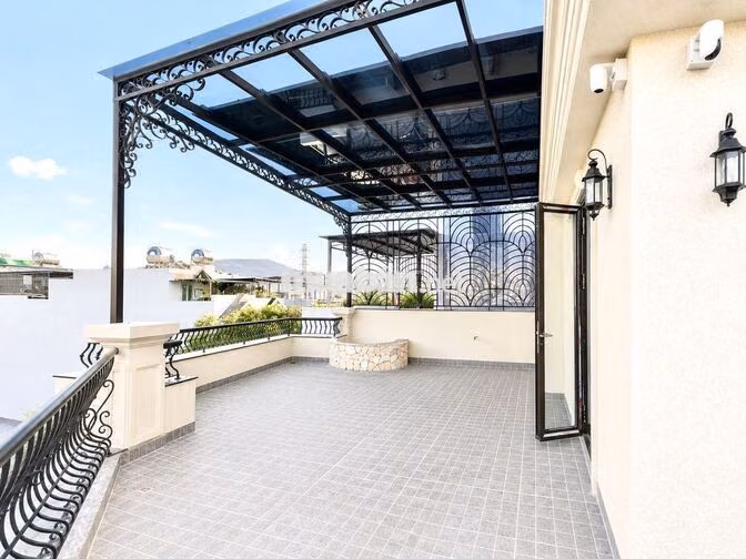 VILLA MỚI XÂY SIÊU ĐẸP - LÔ GÓC 3 MẶT TIỀN - FULL NỘI THẤT 