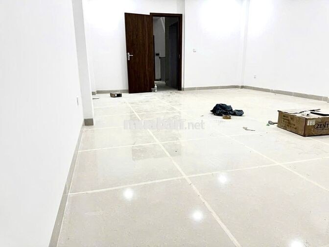 NHÀ KINH DOANH 5 TẦNG - CÓ THANG MÁY - 6 PHÒNG NGỦ