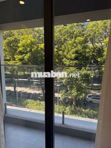 Cho thuê Sky Villa Diamond Celadon City Tân Phú - 160m² Full NT Xe Đậu