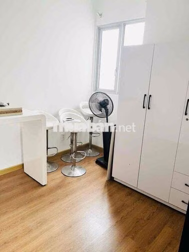 Cho thuê gấp căn hộ 3PN Celadon City Tân Phú giá 12.5 triệu/tháng. Diệ