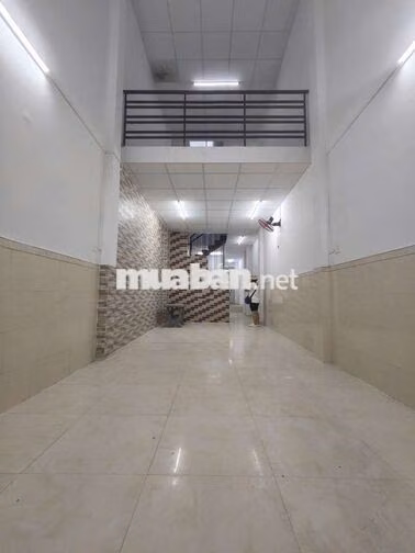 Nhà cho thuê Âu Cơ, TP (4PN 2WC) hẻm 4m thông thoáng, nhà trống ở ngay