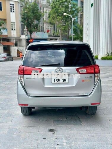 Toyota Innova 2019 Số sàn Bạc