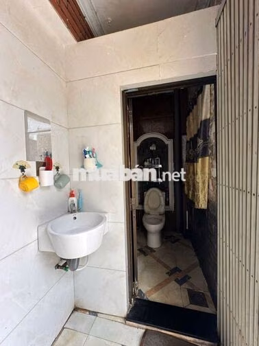 BÁN NHÀ 2 MẶT TIỀN TRƯỚC SAU KÊNH NƯỚC ĐEN 4 TẦNG 4PN 8T  TL 