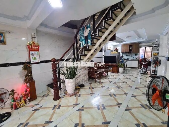 BÁN NHÀ 2 MẶT TIỀN TRƯỚC SAU KÊNH NƯỚC ĐEN 4 TẦNG 4PN 8T  TL 