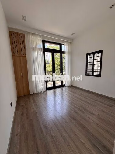 Cần bán nhà 2 tầng full nội thất đường Hoàng Hiệp –Hòa Xuân– Đà Nẵng
