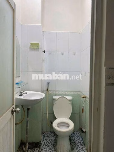 Cho thuê nhà nguyên căn 4 phòng ngủ 
