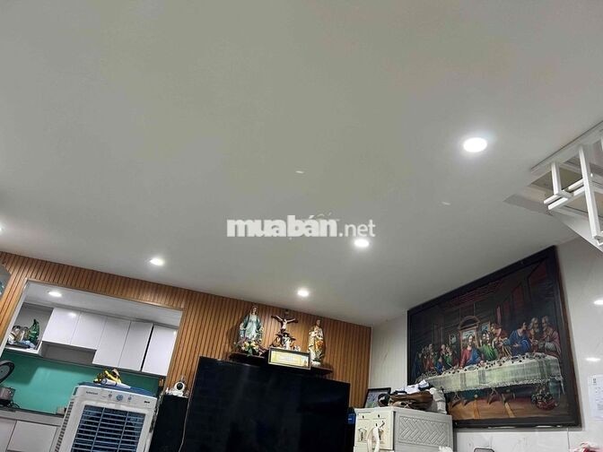 chính chủ cần bán nhà kiệt 115 trần cao vân 70m ra tới đường