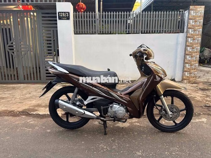 Honda Future 125 Phun xăng điện tử Nâu