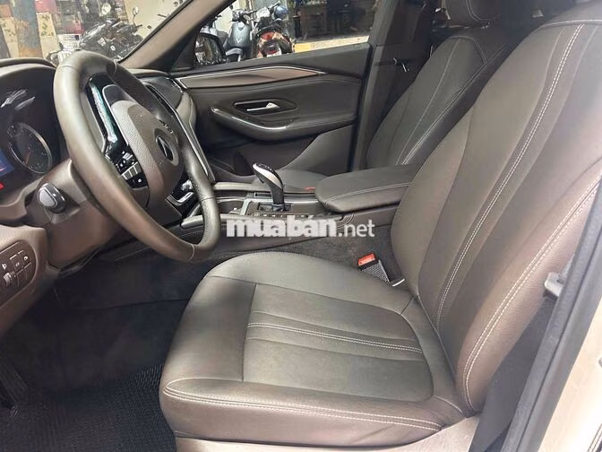 VINFAST Lux A Plus 2022 Trắng 26.000 km