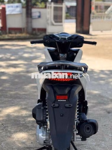 Honda SH 160i ABS 2025 Trắng 1.500 km