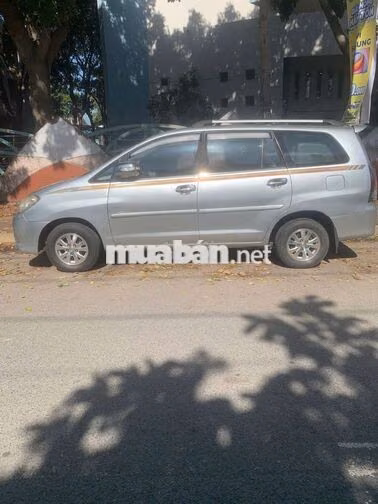 Toyota Innova 2008 Bạc 8 chỗ