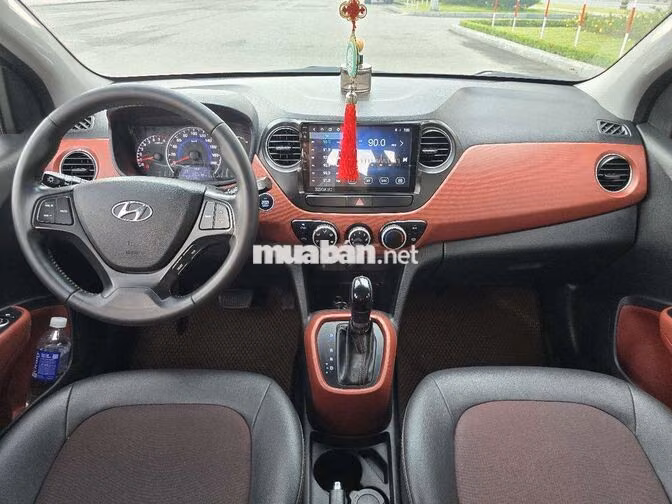 Hyundai I10 2018 1.2 AT Tự động Trắng