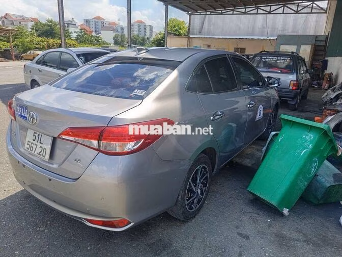 Toyota Vios G 2022 95000 km Xám