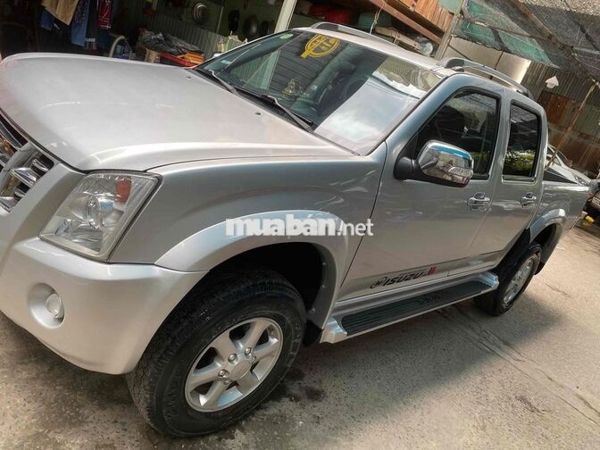 Isuzu D-Max Số tự động Bạc 5 chỗ