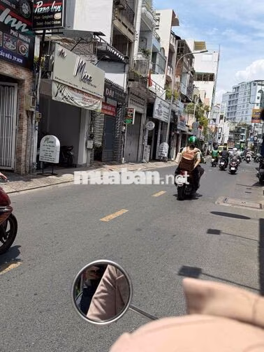 Cho thuê  MB 26M2 GÓC 3MT HUỲNH VĂN BÁNH ,PN giá 6 triệu