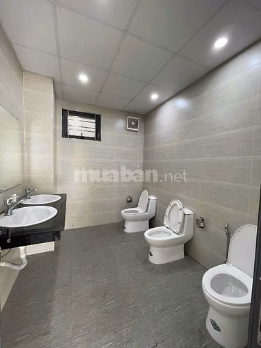 Cho thuê mặt bằng VIP Chùa Bộc 100m x 5 tầng mặt tiền cực dễ nhận diện