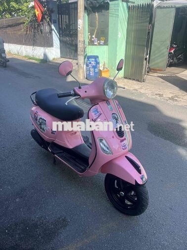 Piaggio Vespa 2012 Hồng