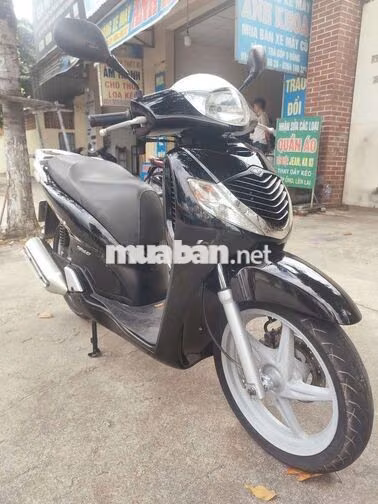Honda SH Ý Đen
