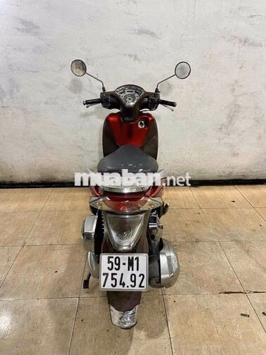 Honda SH Mode Đỏ Thành phố
