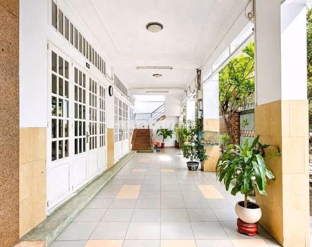 CHO THUÊ NHÀ, MẶT TIỀN ĐẸP, RỘNG, THOÁNG. LÊ THÚC HOẠCH - TÂN PHÚ