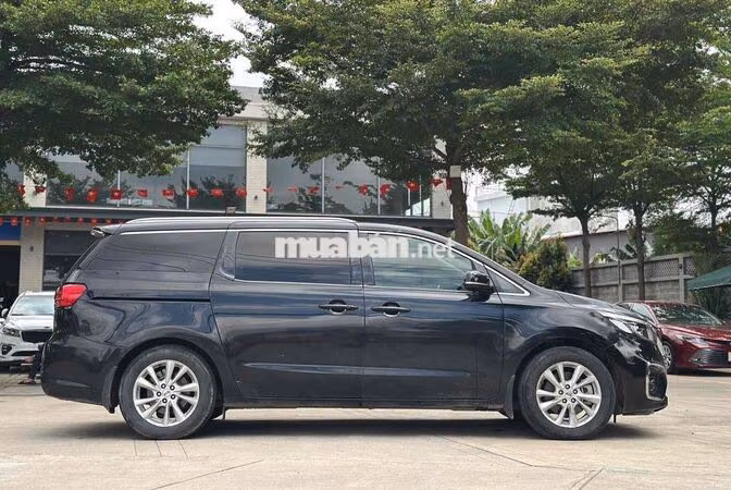 Kia Sedona 2020 Full Dầu, Đen, odo 9 vạn km