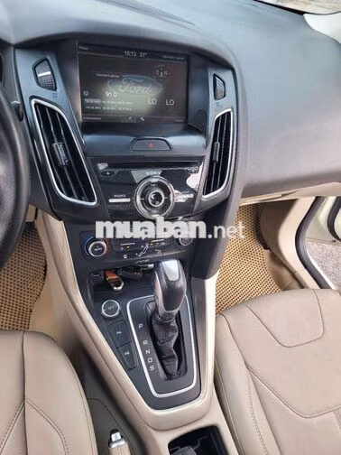 Ford Focus Ecoboost Titanium 2015 Trắng