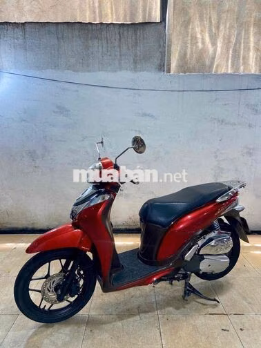Honda SH Mode Đỏ Thành phố